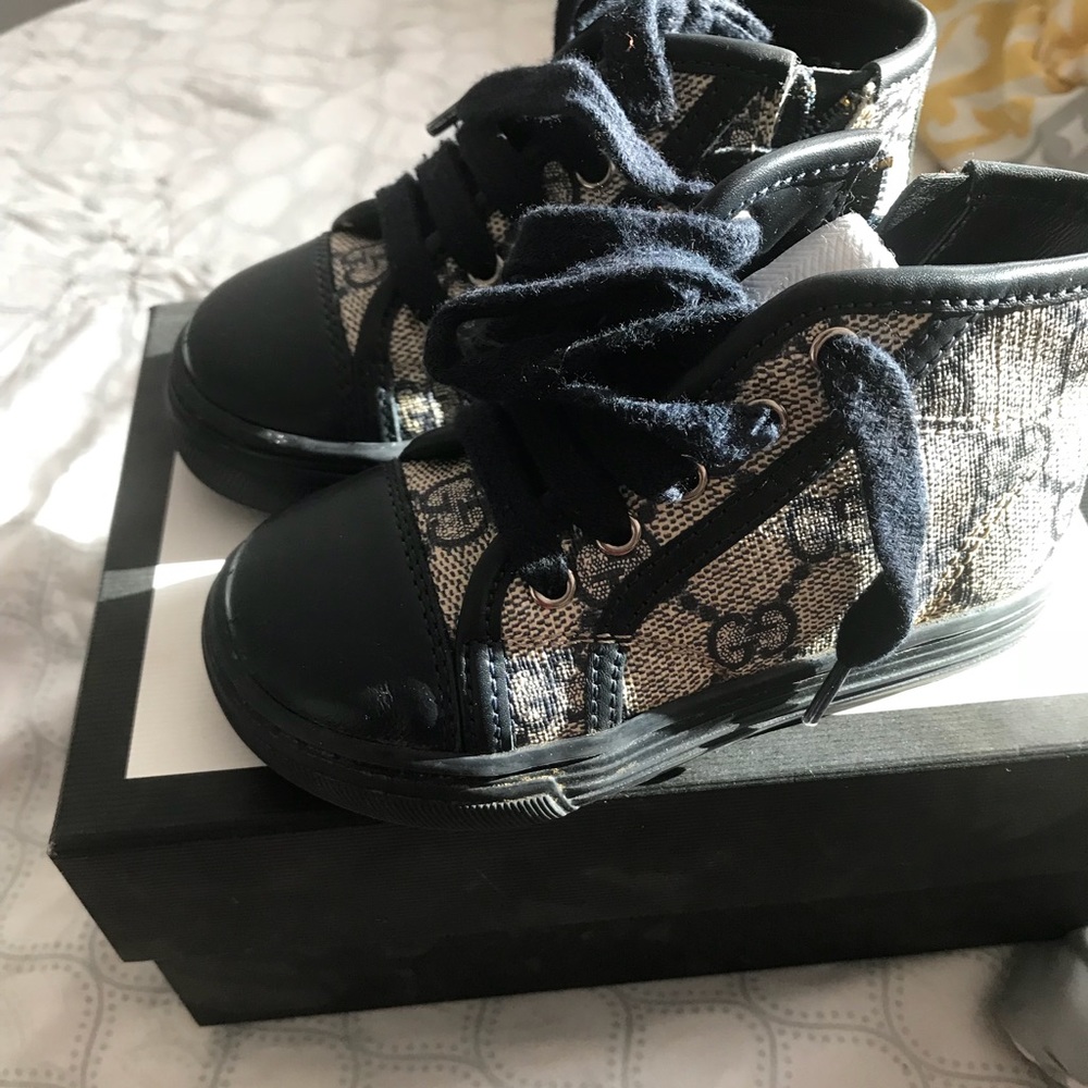 Baby boy Gucci shoe